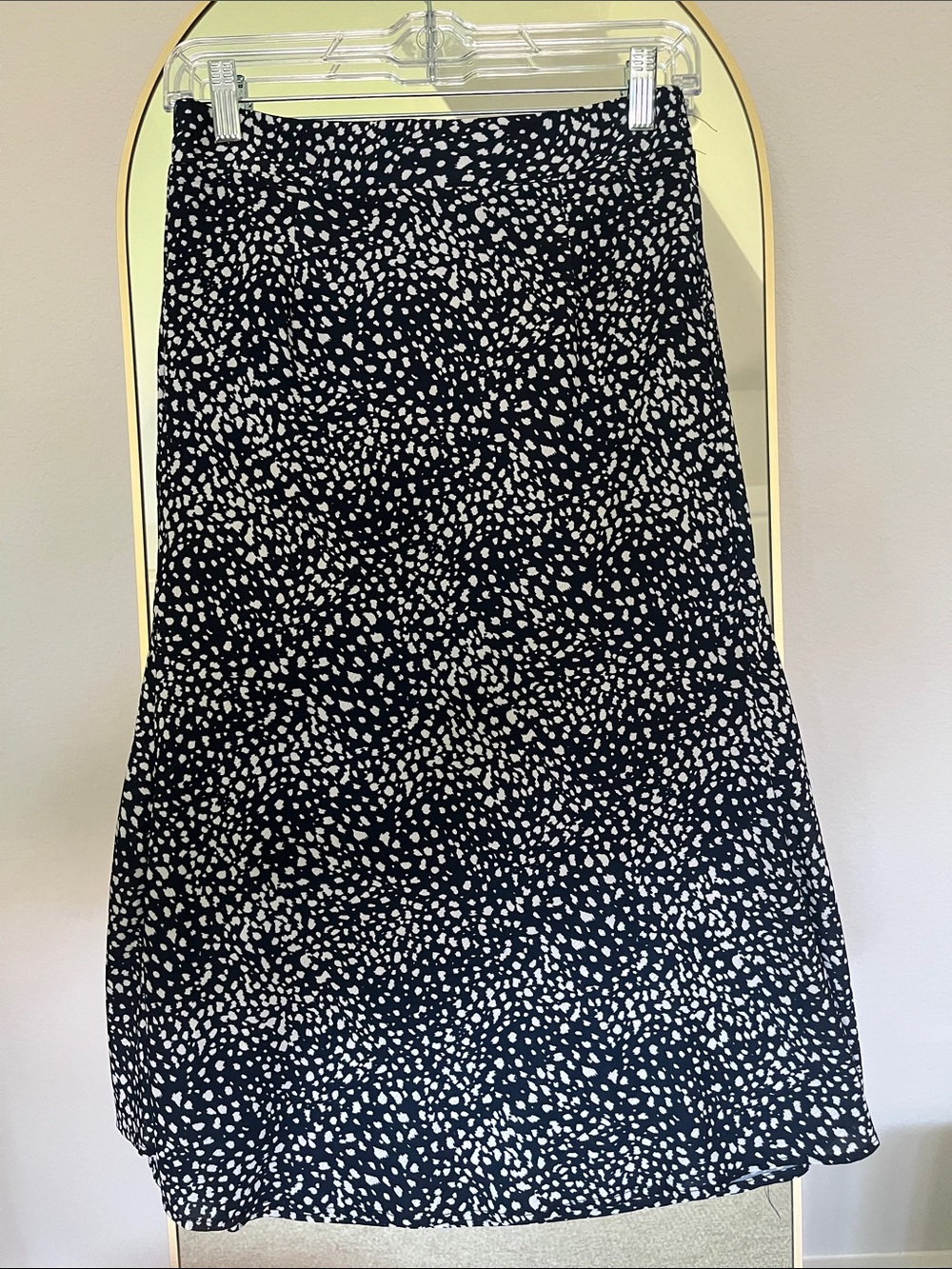 Petal & Pup Falco Midi Skirt - Navy - Picture 5 of 6